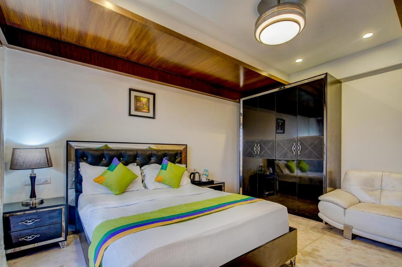 Treebo Soho Newtown Hotel Колката Екстериор снимка