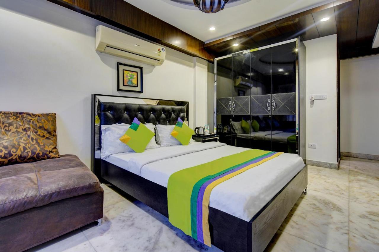 Treebo Soho Newtown Hotel Колката Екстериор снимка