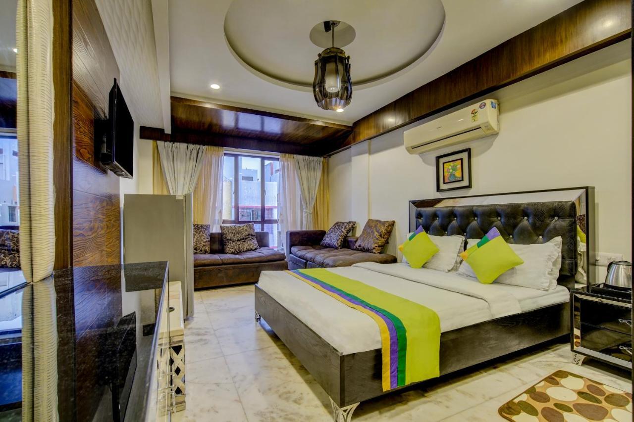 Treebo Soho Newtown Hotel Колката Екстериор снимка