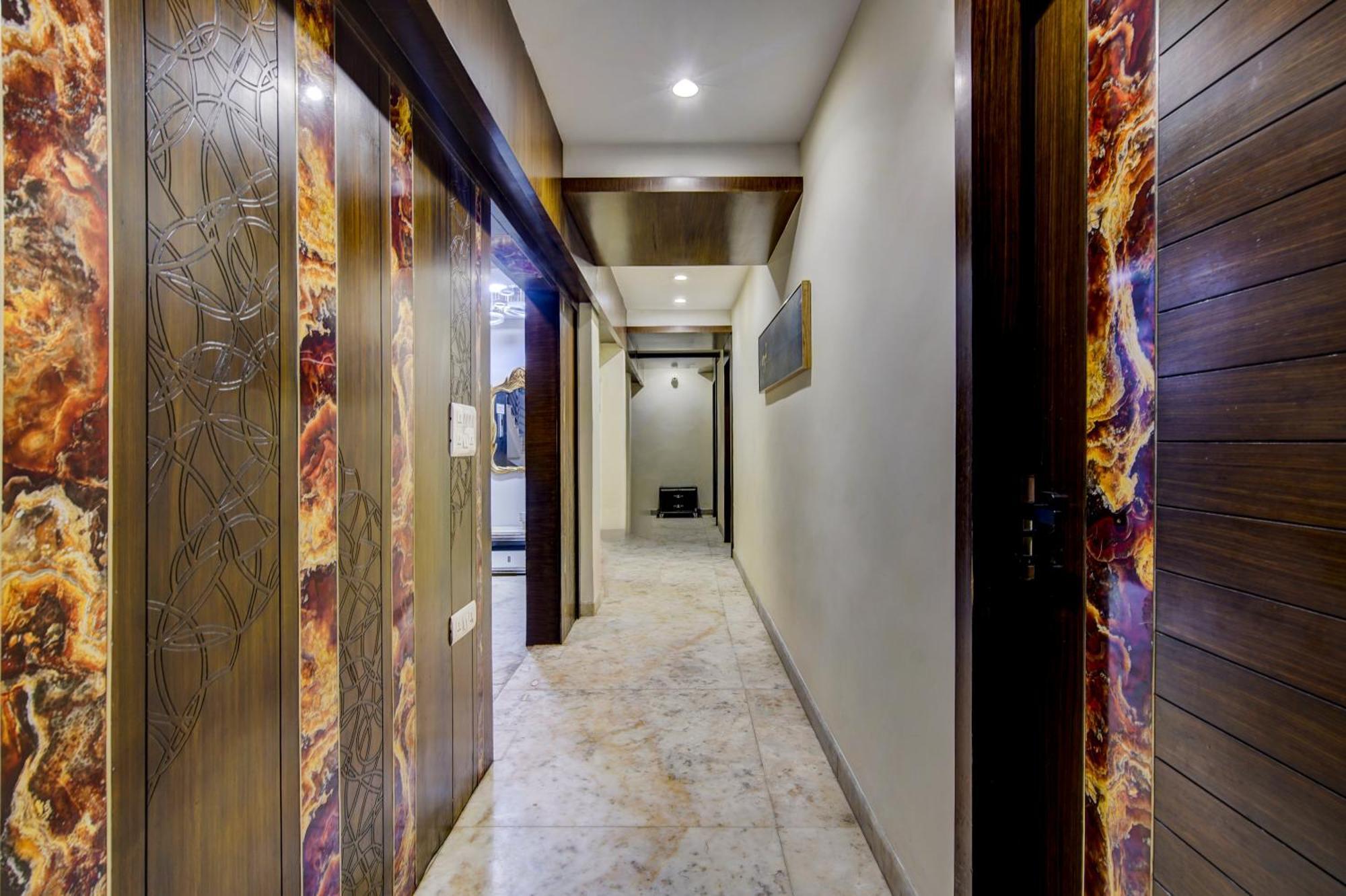 Treebo Soho Newtown Hotel Колката Екстериор снимка