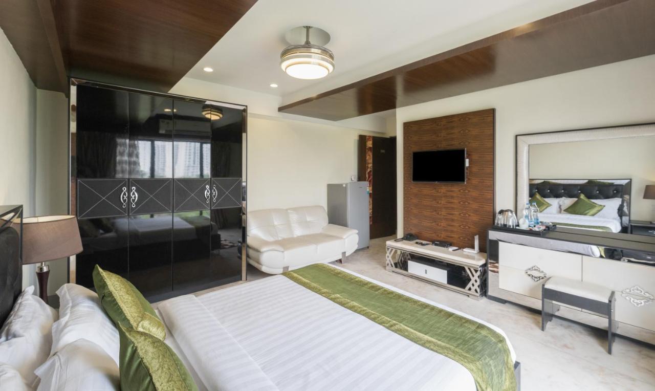Treebo Soho Newtown Hotel Колката Екстериор снимка