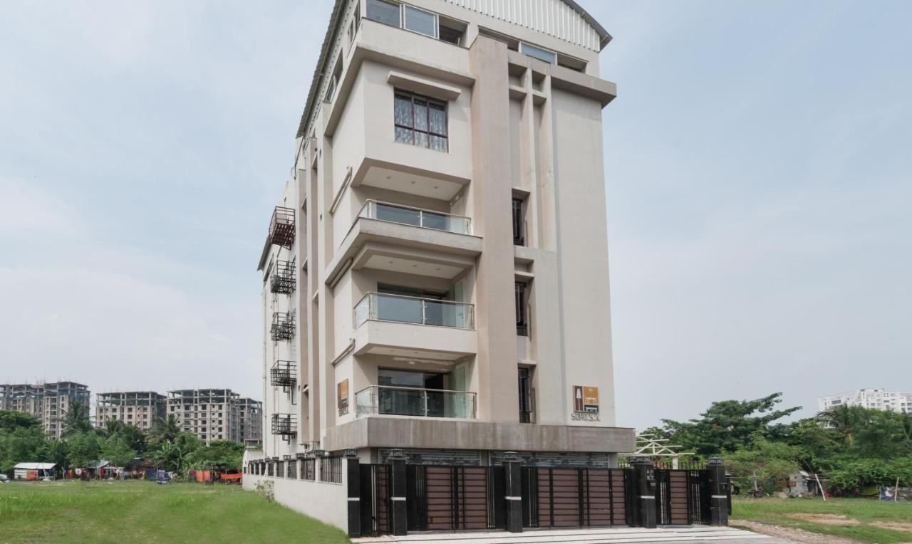 Treebo Soho Newtown Hotel Колката Екстериор снимка